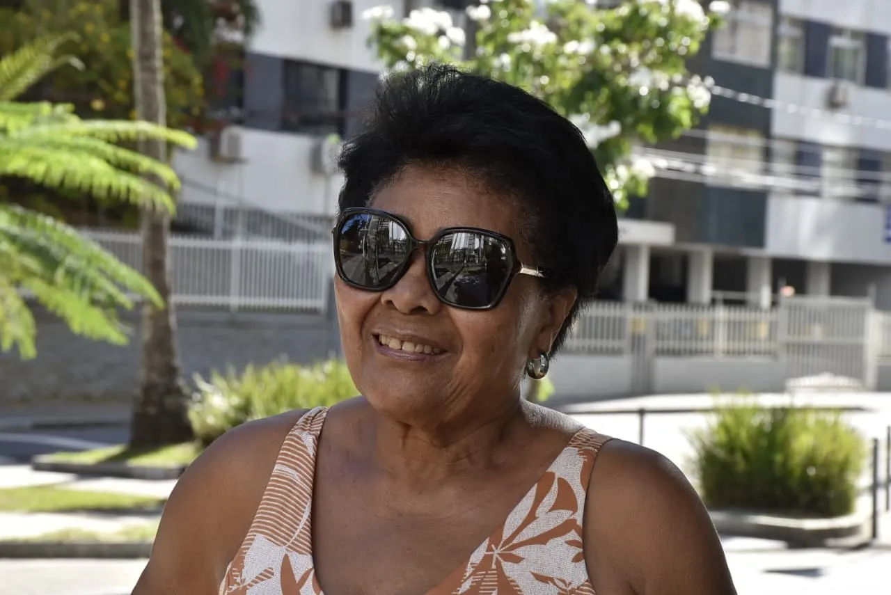 Na foto, a cozinheira Telma Santos