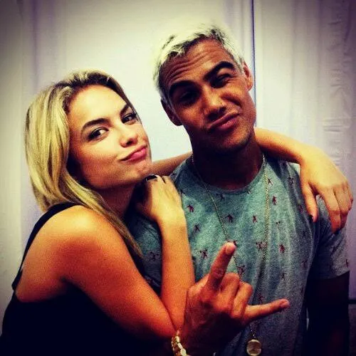 Micael Borges contracenou com Lua Blanco em Rebelde Brasil