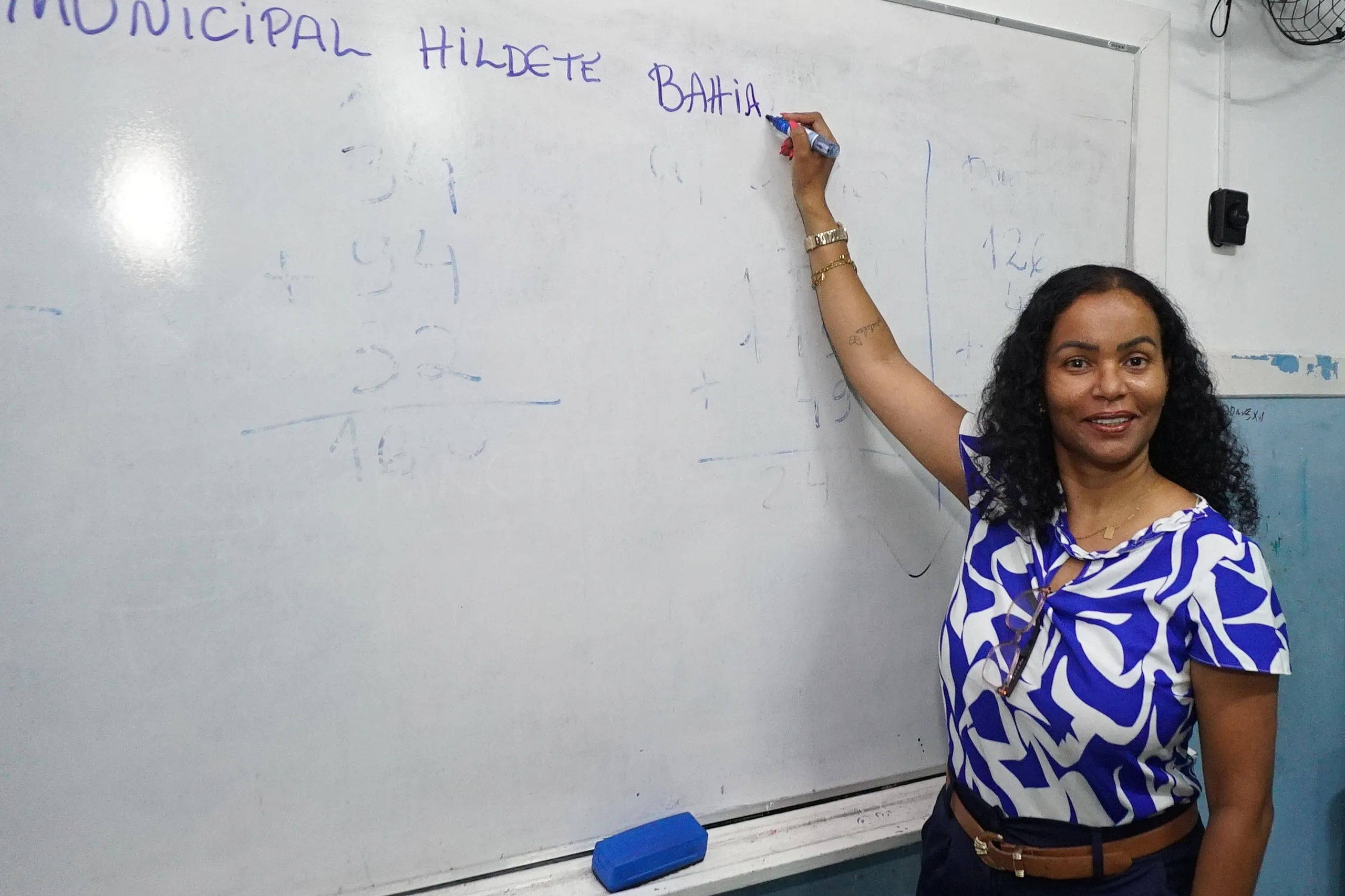 Professora sempre quis trabalhar com o EJA