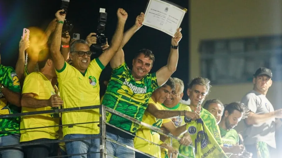Após impasses judiciais, candidato recebeu título de Cidadão Soteropolitano em evento em Salvador