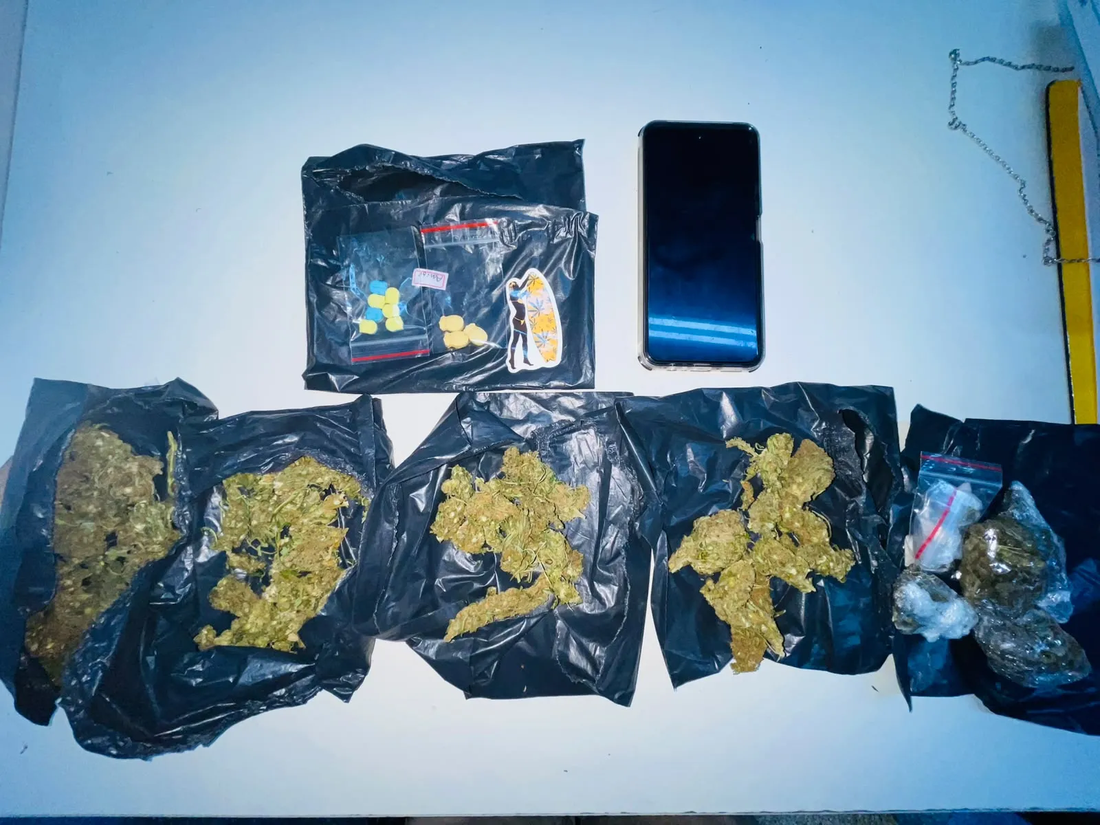 Suspeito de tráfico de drogas foi preso no bairro da Graça, em Salvador, uma das áreas nobres de Salvador