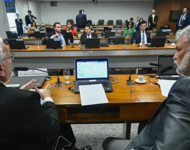 Acesso à audiência foi limitado a parlamentares e assessores